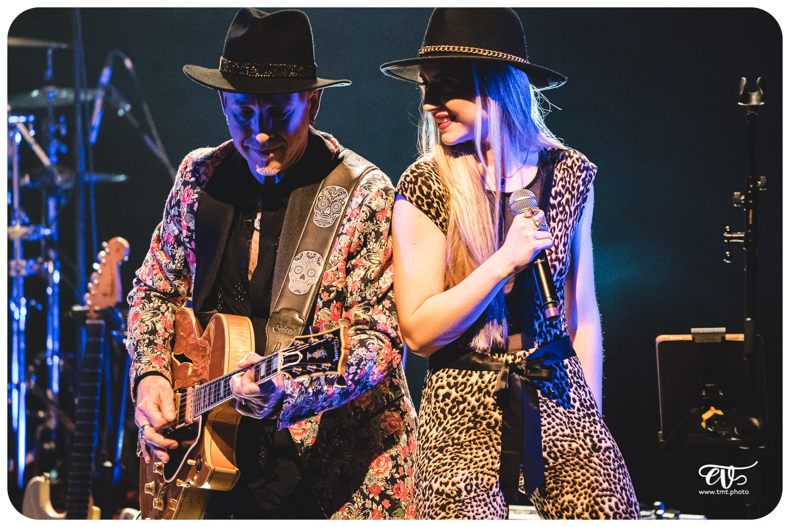 L'HISTOIRE DU ROCK EN 13 GUITARES